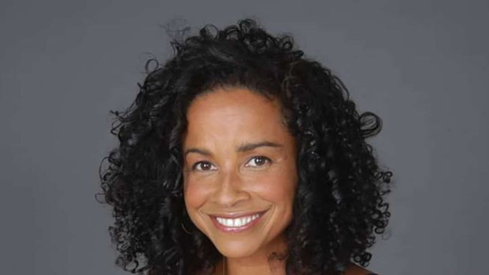 Maxine Sneed Biography: Life, Family, and Career Journey